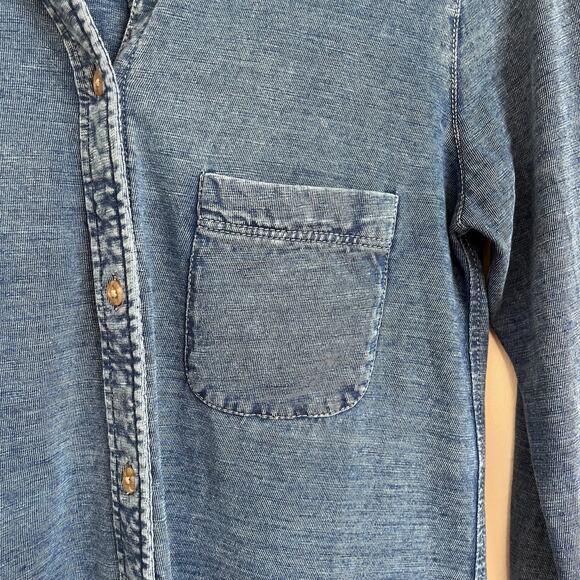 Faherty Sun Washed Knit Women Shirt Small Blue Organic Cotton Button Sustainable - Picture 5 of 10